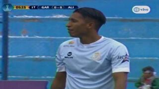 Alianza Lima: Johnny Vidales amagó dos veces en el área y Daniel Prieto evitó un golazo