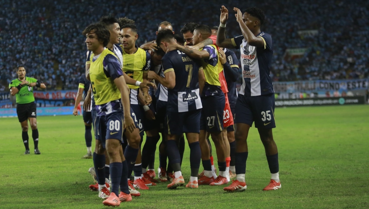Alianza Lima venció por 2-1 a Sporting Cristal en el Estadio Nacional. (Foto: GEC)