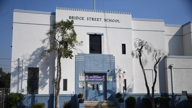 Fecha, demandas y más sobre la huelga de maestros y trabajadores del distrito escolar de Los Ángeles 