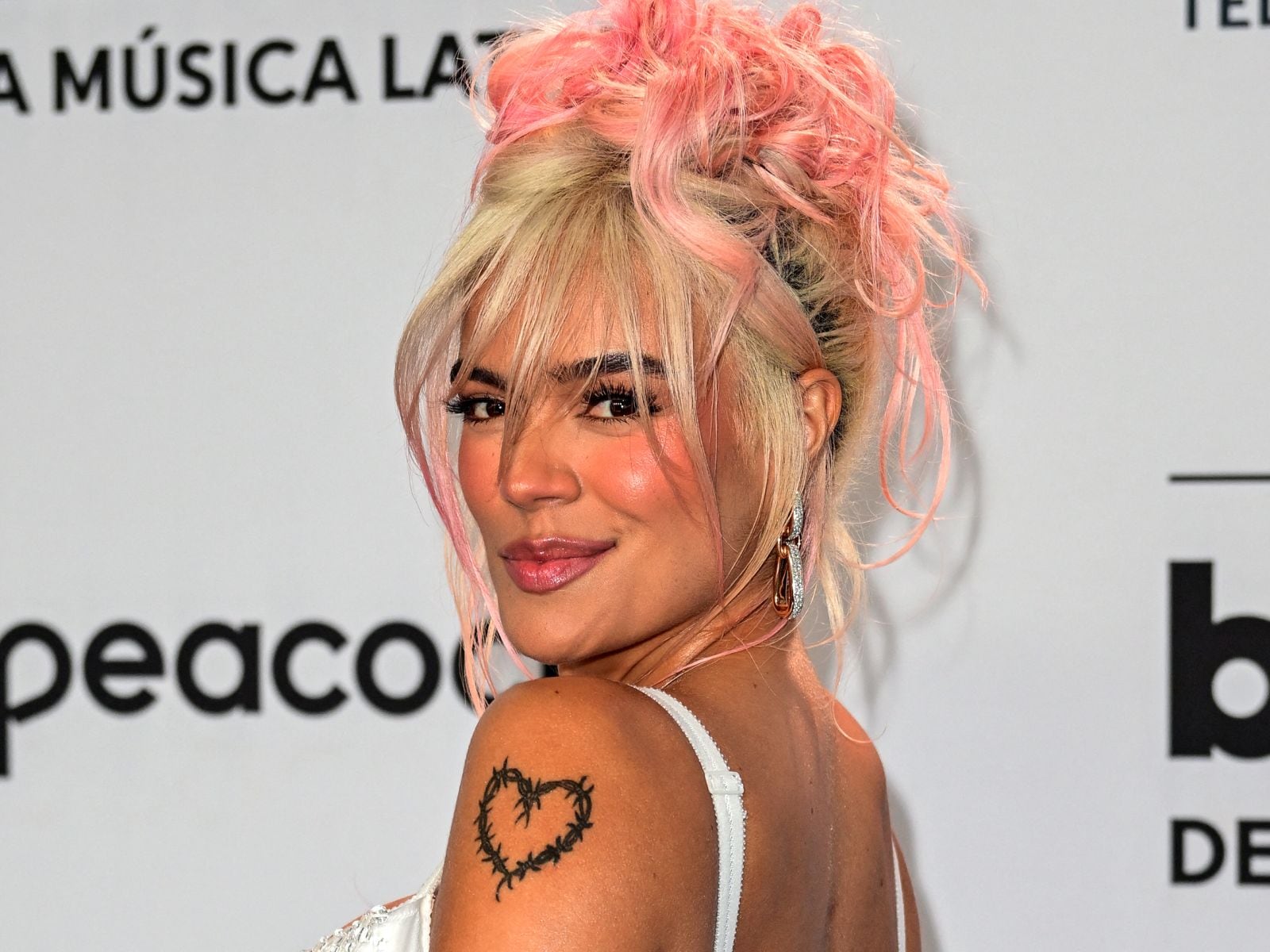 Karol G no deja de sumar éxitos a su carrera profesional(Foto: Giorgio Viera / AFP)