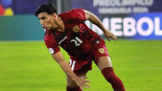 Alex Custodio estuvo en las divisiones menores de Venezuela (Foto: FVF)