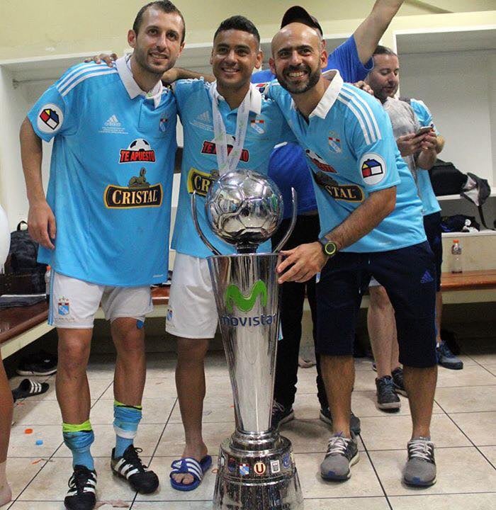 Fue campeón nacional en 2016 con Sporting Cristal. (Foto: Facebook Alfredo Ramúa)