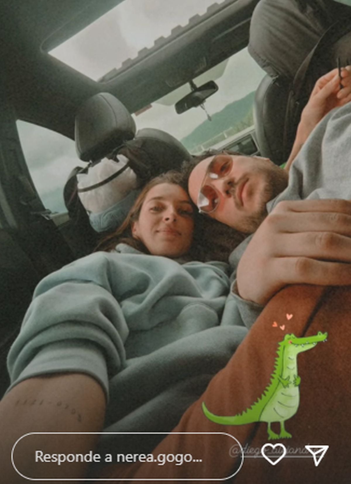 Aquí la pareja muy feliz disfrutado de su amor (Foto: Nerea Godínez / Instagram)