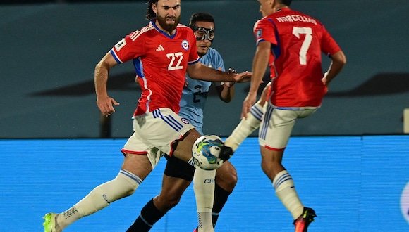 Ben Brereton y Marcelino Nuñez integrarán el once inicial del Chile vs. Albania por fecha FIFA.| (Foto: Pablo PORCIUNCULA / AFP)