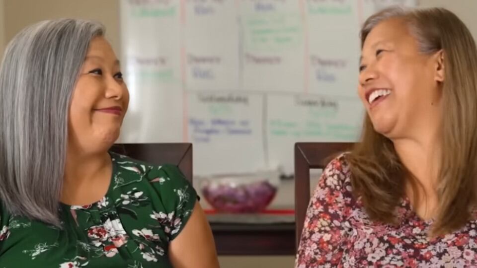 Para la producción de "Somos lo que comemos" se recurrió a gemelos para comprobar diferentes hábitos de comida (Foto: Netflix)