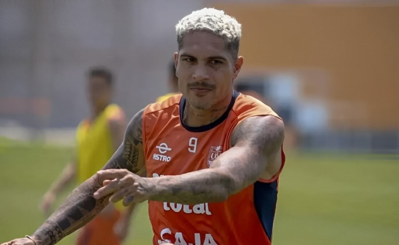 Paolo Guerrero llegó a César Vallejo tras no renovar con Liga de Quito. (Foto: César Vallejo)