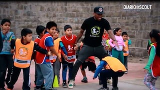 Jefferson Farfán bailó el 'totó' con niños de San Martín de Porres