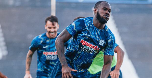 Cecilio Waterman jugó 19 partidos este año con Alianza Lima, marcó cinco goles y dio una asistencia. (Foto: Alianza Lima)