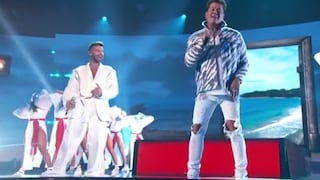 Carlos Vives y Ricky Martin unieron sus voces en los Latin American Music Awards 2021