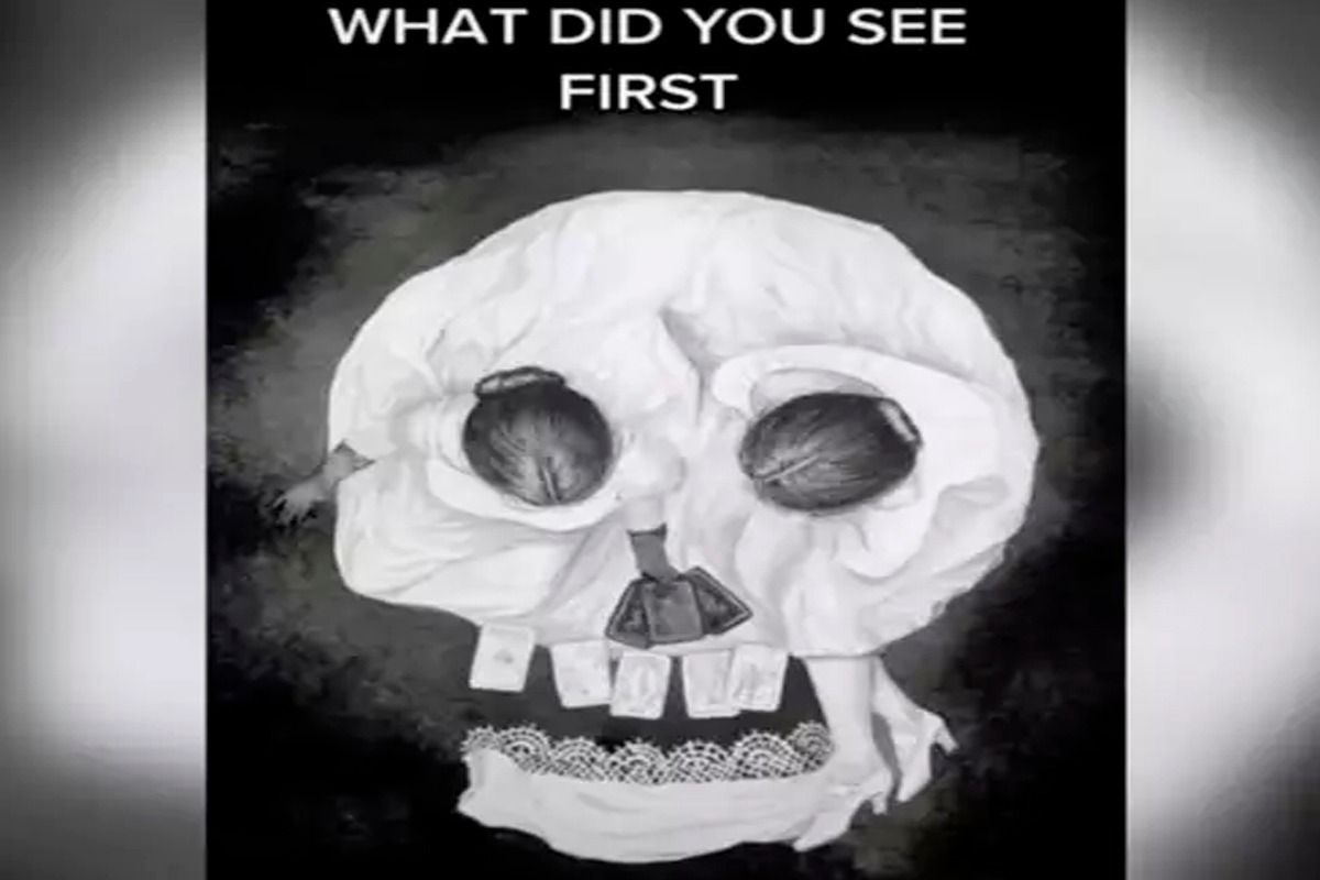 En la imagen del test de personalidad se logra identificar un cráneo y al mismo tiempo a dos mujeres jugando con las cartas. ¿Tú qué ves?| Foto: genial.guru