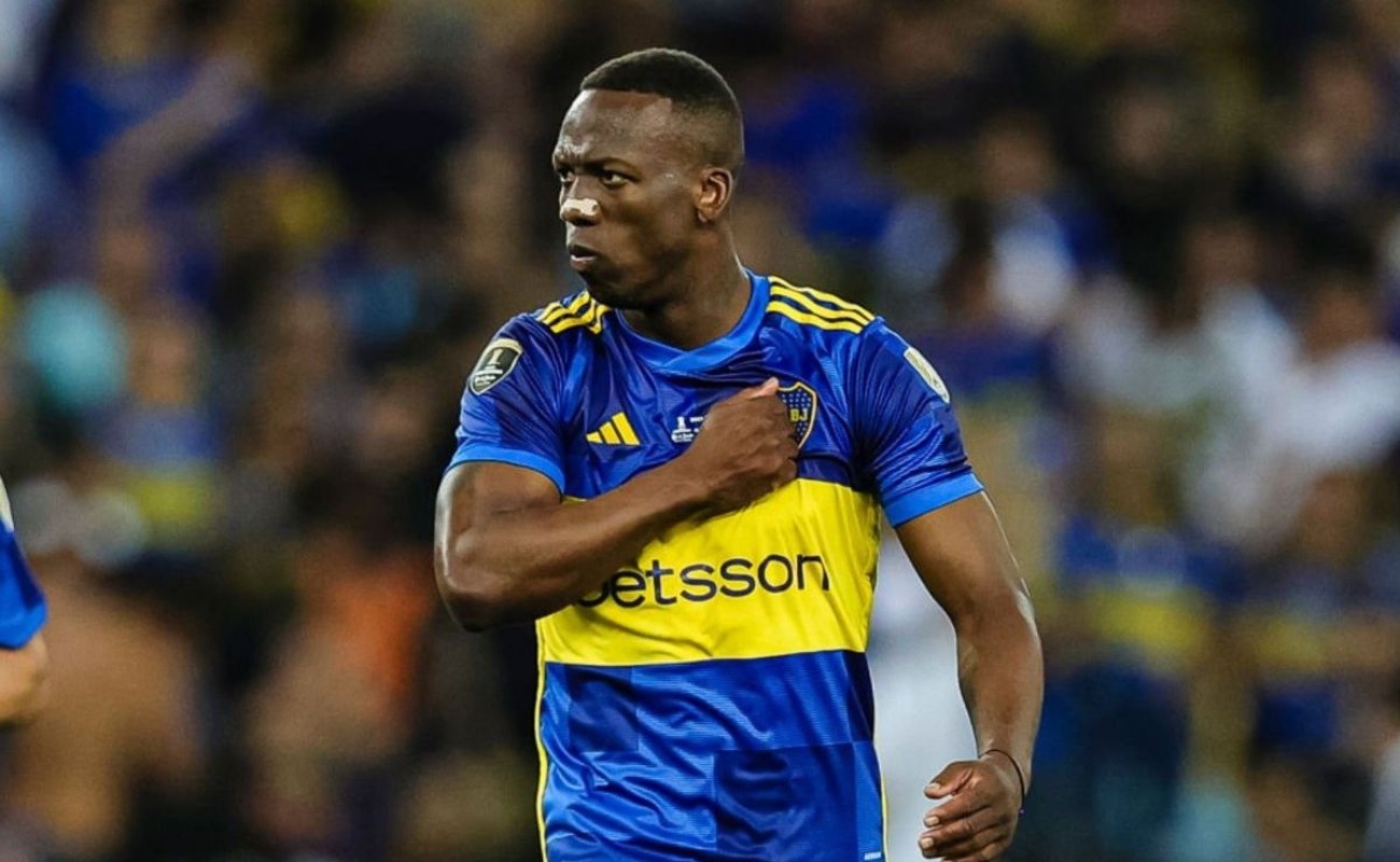 Luis Advíncula: ¿qué otros peruanos alcanzaron estatus de ídolo en el exterior en el siglo XXI? (Foto: Boca Jrs.)