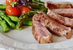 Así debes distribuir tus alimentos en el plato para comer saludable, según la Universidad de Harvard