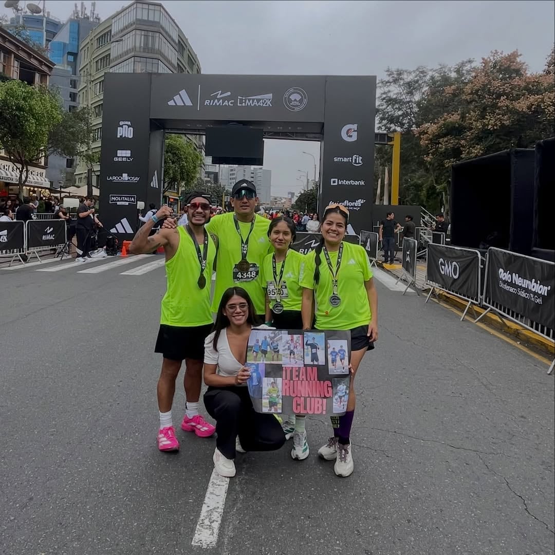 Running Club se hizo presente en la Maratón Lima 42K. (Foto: Running Club)