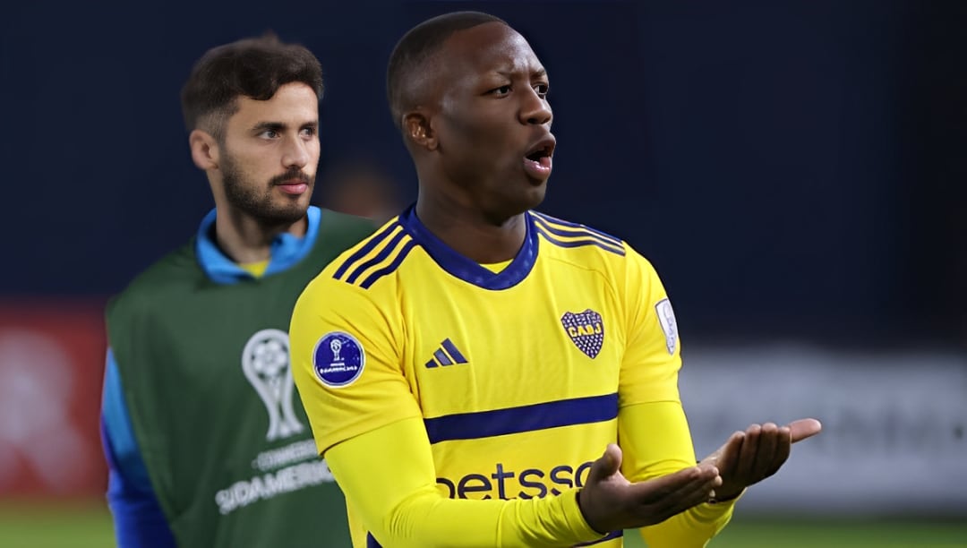 Luis Advíncula tiene contrato con Boca Juniors hasta diciembre del 2026. (Foto: Getty Images)