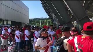 Somos locales: hinchas peruanos hicieron largas colas para ver el partido ante Arabia Saudita [VIDEO]