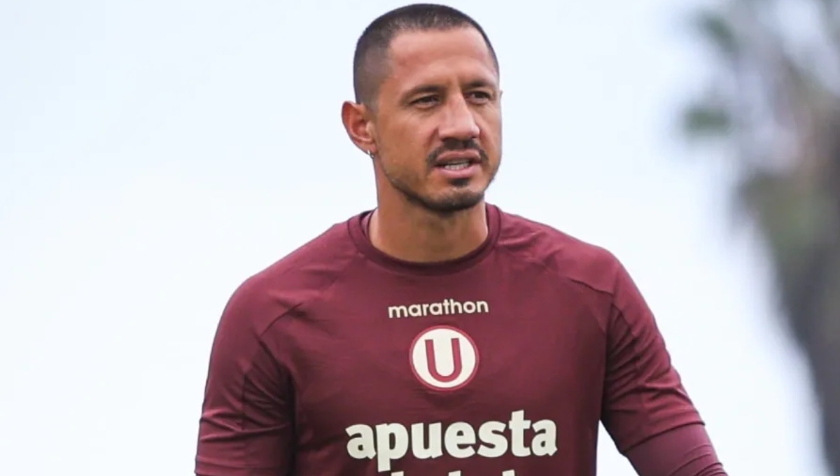 Gianluca Lapadula firmó con Universitario hasta finales del 2027. (Foto: Universitario)