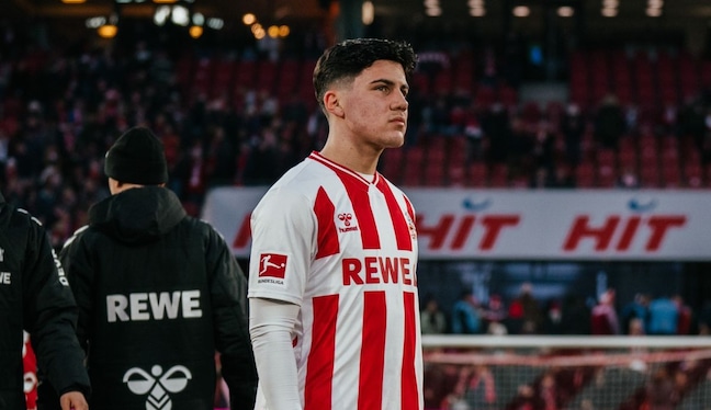 Felipe Chávez debutó con Colonia en la Bundesliga en la derrota ante RB Leipzig