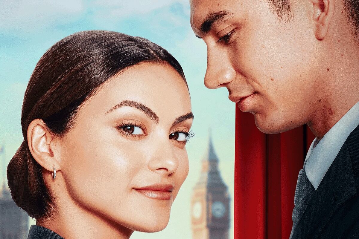 Camila Mendes como Ana y Archie Renaux como William Laroche en la película romántica "Upgraded" (Foto: Amazon Prime Video)