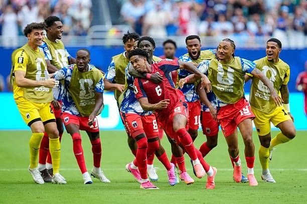 ‘La Celeste’ dejó pasar una oportunidad de oro, y ahora deberá vencer a España para avanzar a la siguiente ronda del Mundial. (Foto: Getty)