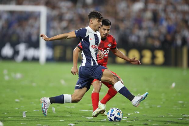 Alianza Lima vs. Libertad en partido por la Copa Libertadores 2023. (Foto: AFP)
