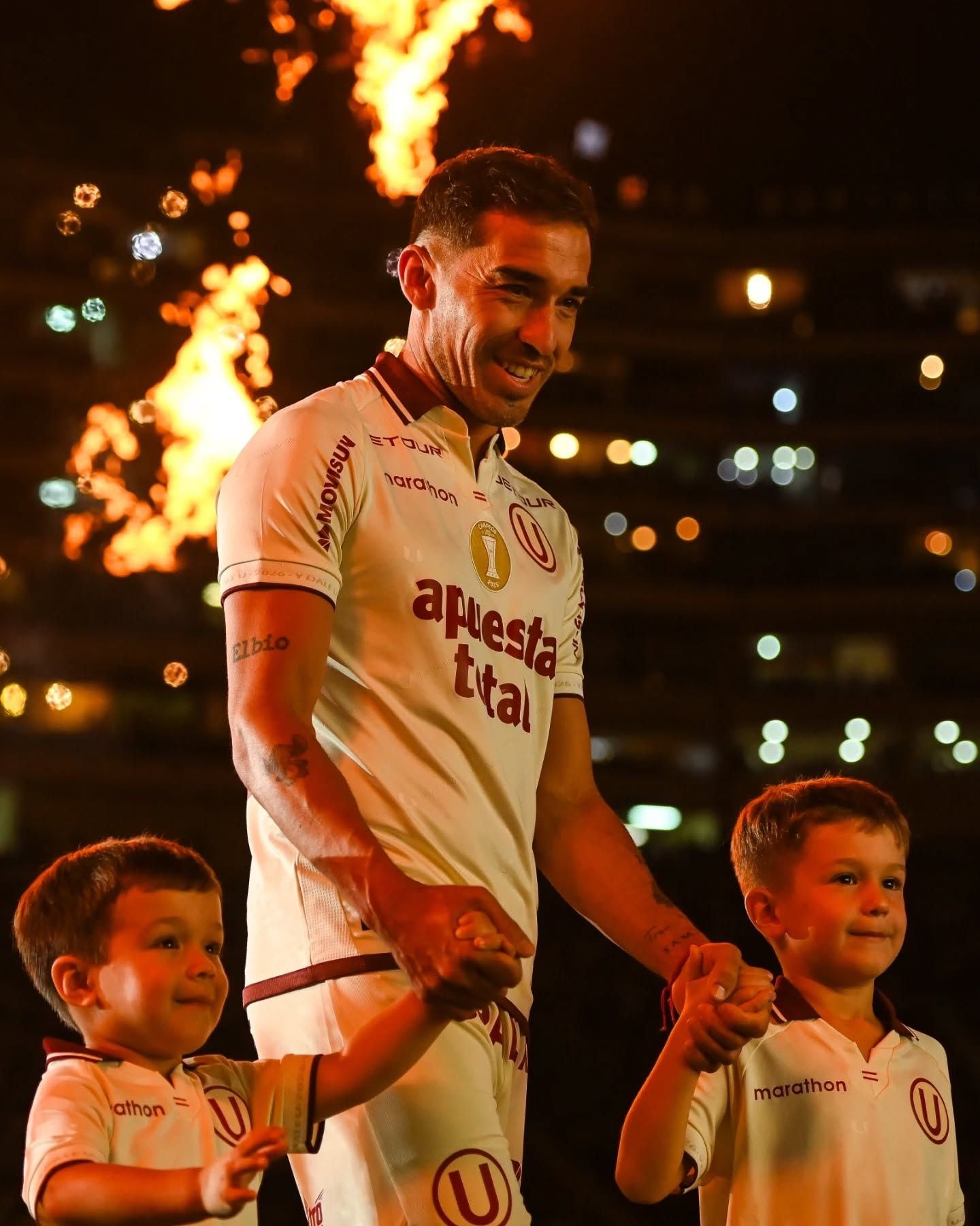 Azulgaray en la Noche Crema. (Foto: Universitario)