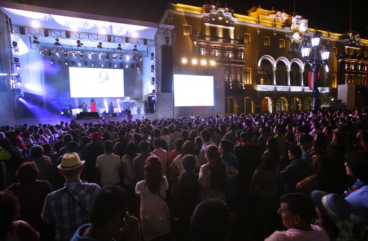 A qué hora empieza la Serenata a Lima 2024 por su aniversario, quiénes cantarán y dónde