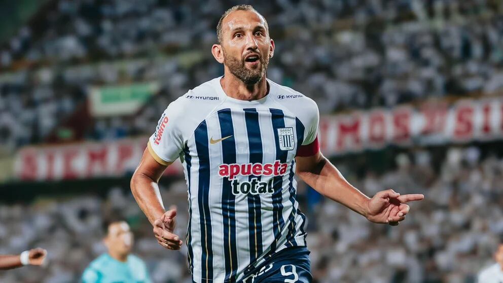 Hernán Barcos piloteará el ataque de Alianza Lima ante Colo Colo. (Foto: Club Alianza Lima)