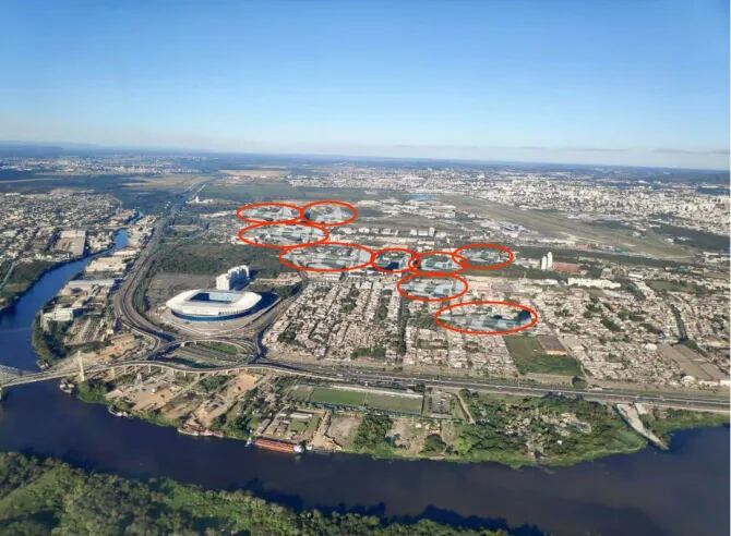 ACERTIJO VISUAL | Los nueve aviones se pueden ver justo en el centro de la imagen. | Reddit/r/FighterJets