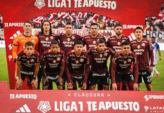 En homenaje al Señor de los Milagros: Universitario estrena camiseta ante Juan Pablo II en el Monumental