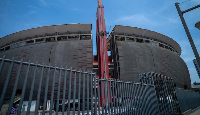 El Estadio Nacional del Perú fue clausurado por medidas de orden público, tras los conciertos realizados el viernes y sábado, entre ellos la “Noche de la Salsa”. Foto: Paloma del Solar / @photo.gec