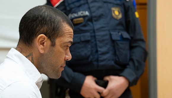 Dani Alves fue condenado el 22 de febrero de 2024 a cuatro años y seis meses de cárcel por delito de agresión sexual. (Foto: Getty Images)