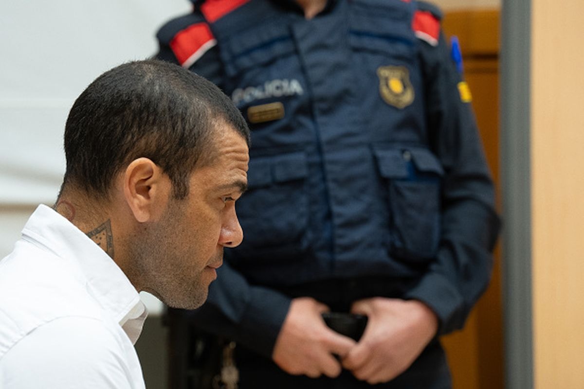 Dani Alves fue condenado el 22 de febrero de 2024 a cuatro años y seis meses de cárcel por delito de agresión sexual. (Foto: Getty Images)