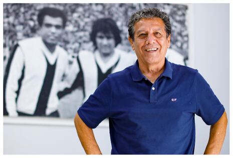 César Cueto sobre Kevin Serna: “Está muy alejado del arco, le están quitando su mayor virtud”