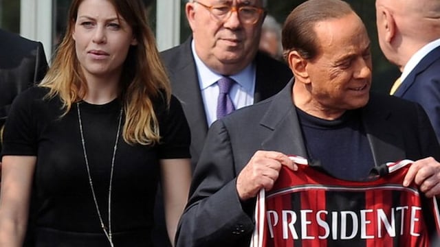 ¿Y el amor? Silvio Berlusconi criticó el juego del AC Milan con duras palabras