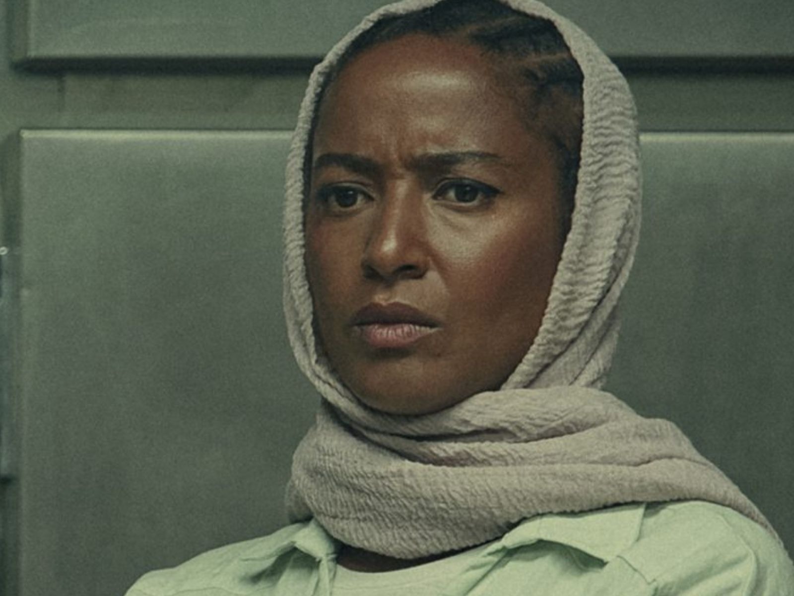 Amaka Okafor interpreta a la detective Hasan en "Cadáveres" (Foto: Netflix)