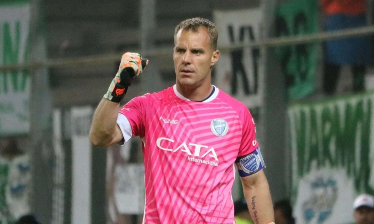 Desde Argentina, describen el perfil futbolístico dentro y fuera de la cancha del arquero que tienta el campeón Universitario de Deportes (Foto: Liga Profesional)