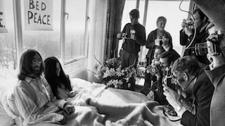 John Lennon y Yoko Ono: Áparecen imágenes perdidas de la pareja en la cama durante su luna de miel