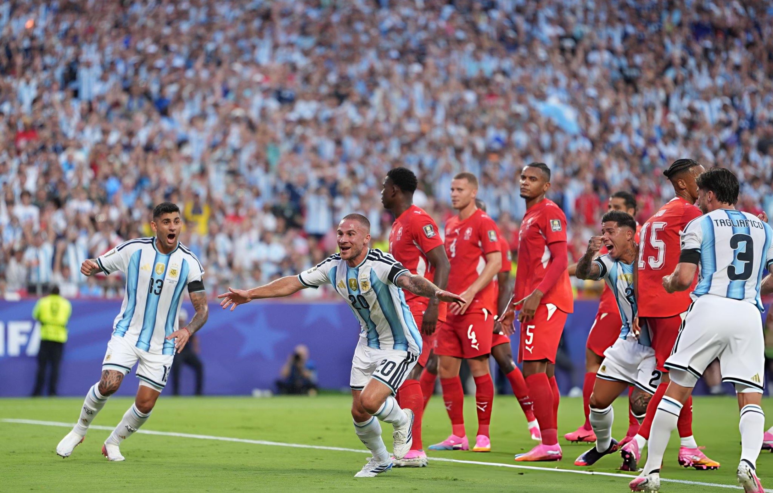 Argentina vs. Suiza se enfrentan por los cuartos de final del Mundial 2026. (Foto: Getty Images)