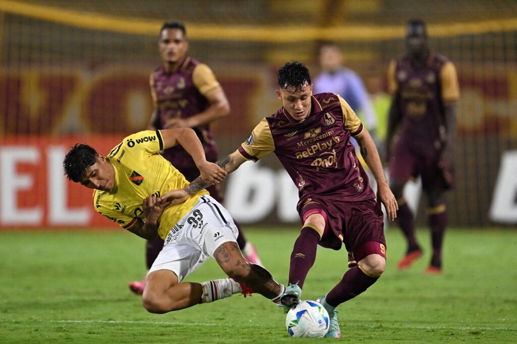 Tolima no pudo defender su localía al caer frente a Melgar. (Photo by RAUL ARBOLEDA / AFP)