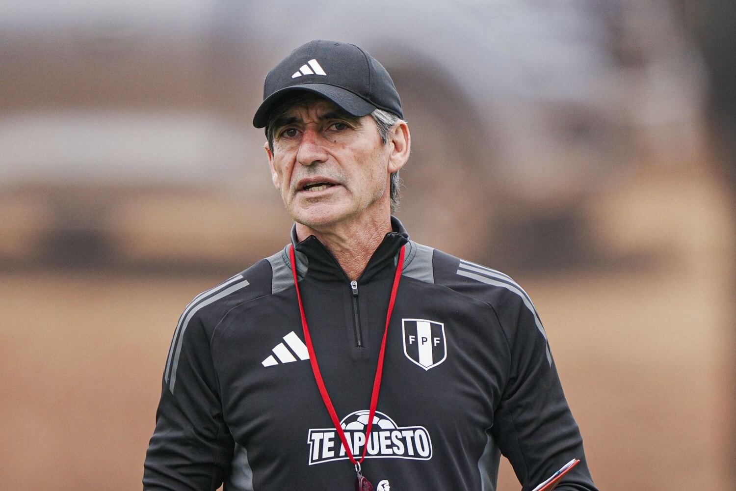 Óscar Ibáñez dirigiría los dos amistosos de Perú tras las Eliminatorias 2026. (Foto: FPF)