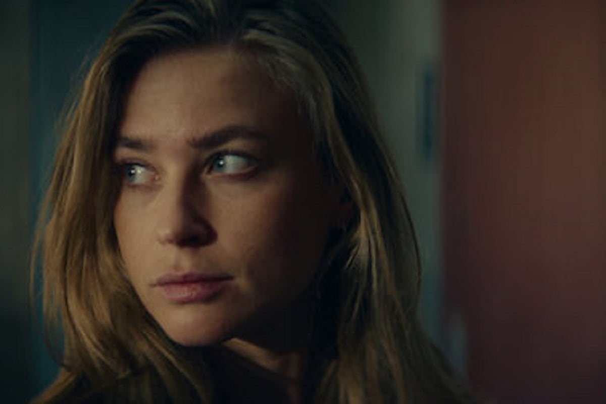 Jeanne Goursaud como Alice Vidal en la serie francesa "La paz de Marsella" (Foto: Netflix)