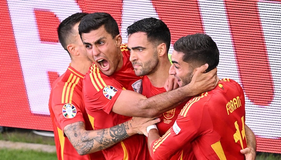 España venció 2-1 a Alemania con goles de Dani Olmo y Mikel Merino en la prórroga y se metió a las semifinales de la Euro 2024. (Foto: AFP)
