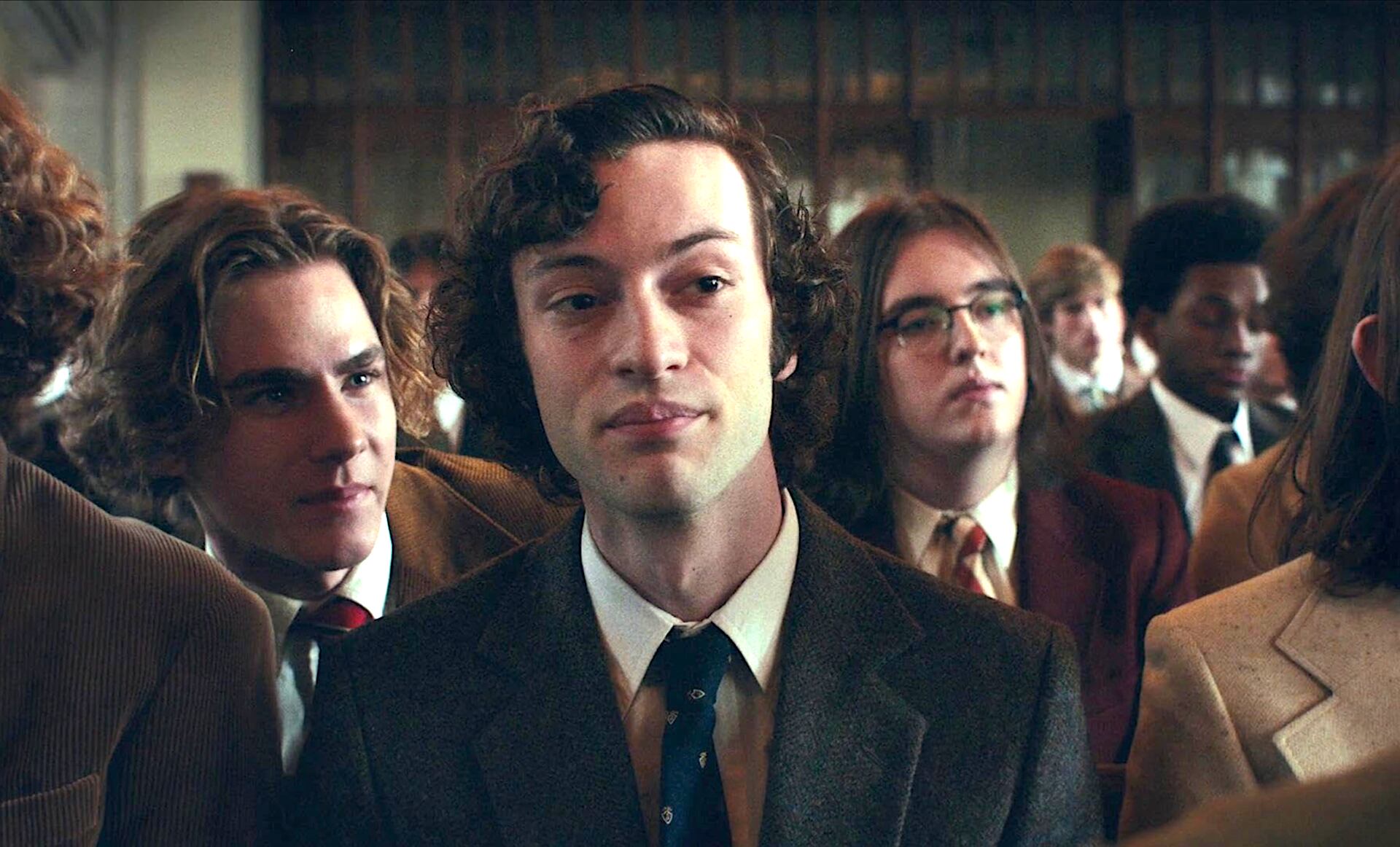 Brady Hepner como Teddy Kountze y Dominic Sessa como Angus Tully en una escena de "The Holdovers". Ambos son compañeros, aunque no se soportan (Foto: Focus Features)