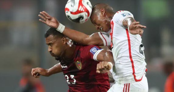 Pedro Aquino tiene 45 partidos con la Selección Peruana. (EFE)