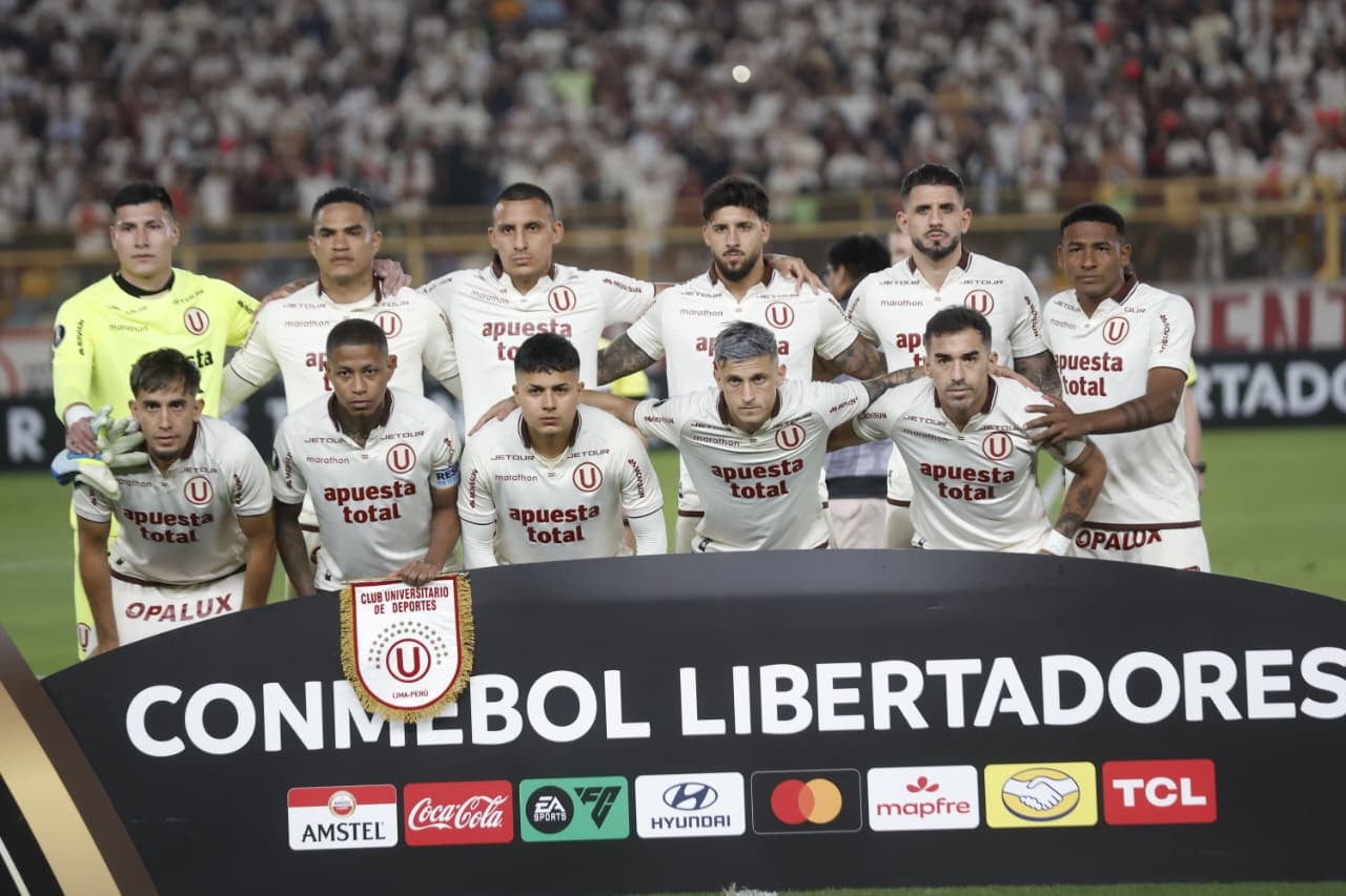 Este fue el 11 que presentó Universitario ante Tolima por Copa Libertadores. (Foto: El Comercio)