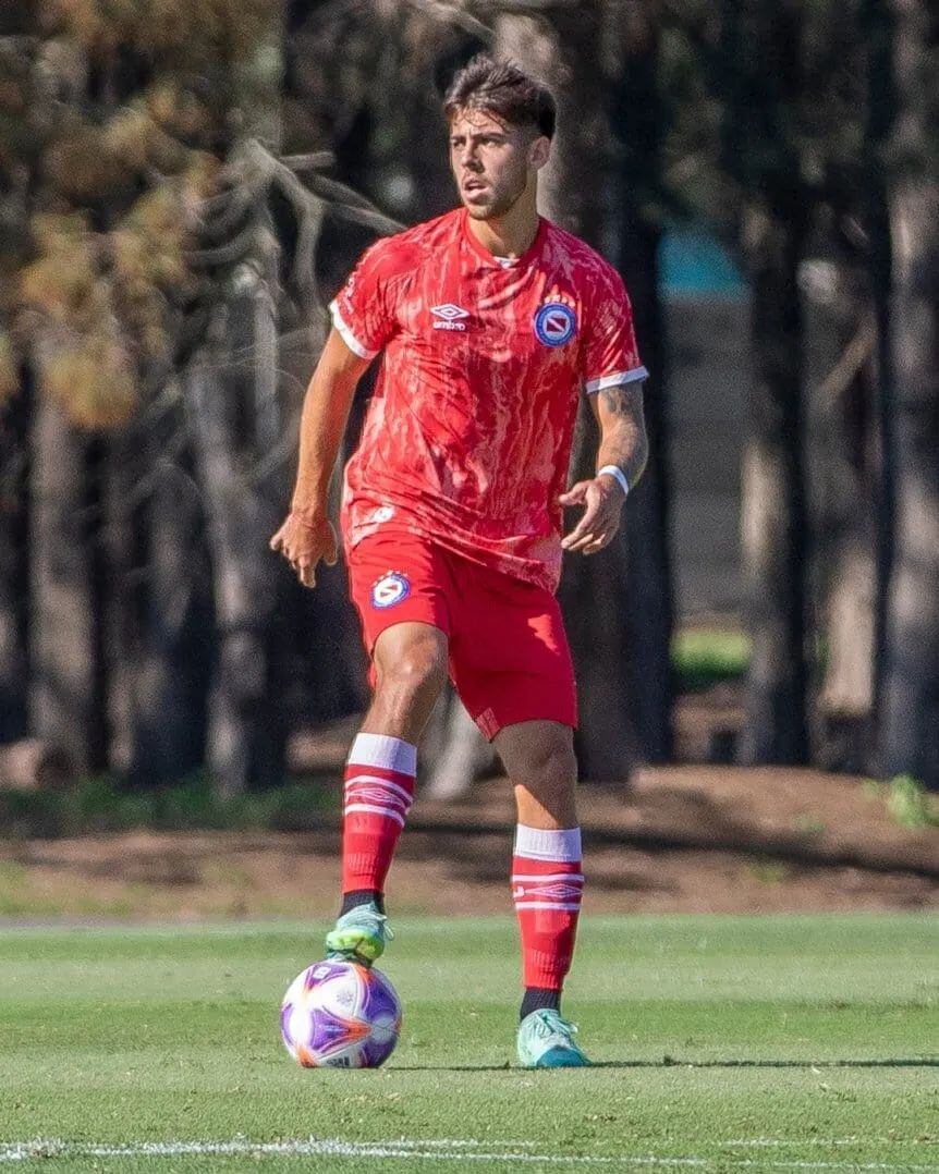 Como 'Topogigio', Román Riquelme se formó en Argentinos Juniors.