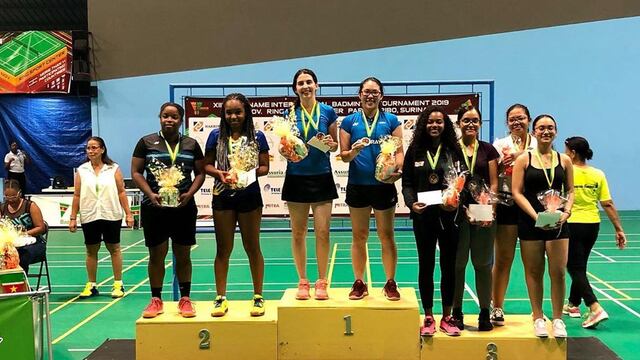 ¡Otra medalla más! Daniela Macías y Danica Nishimura se bañaron de oro en el Suriname International 2019 de Bádminton