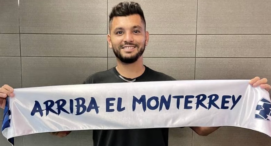 Rayados de Monterrey recibe multa por repetir el dorsal 16 con ‘Tecatito’ Corona. (Foto: Rayados)