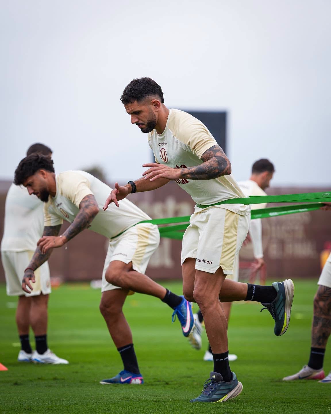 Matías Di Benedetto regresó a los entrenamientos de la 'U' al mando de Fabián Bustos. (Foto: Universitario)