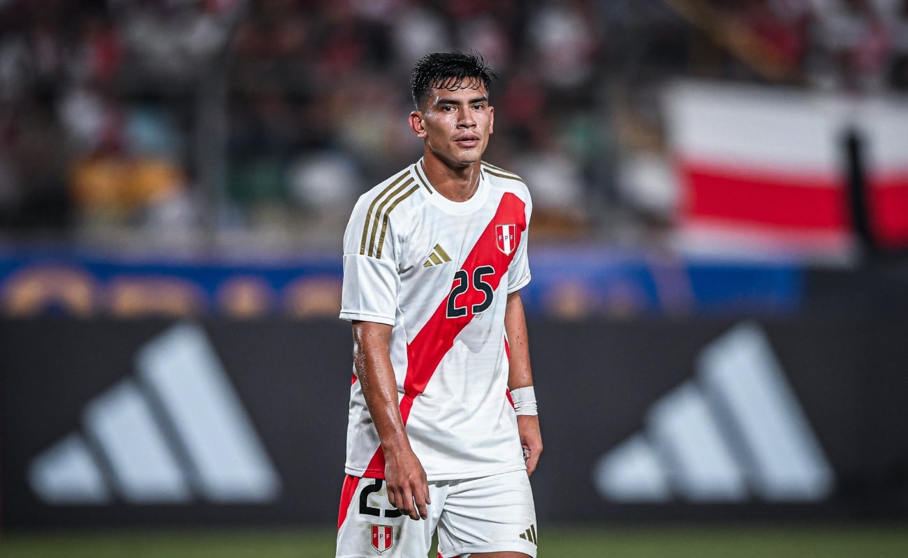 El 'Tunche' Rivera debutó en la Selección Peruana al mando de Jorge Fossati. (Foto: FPF)